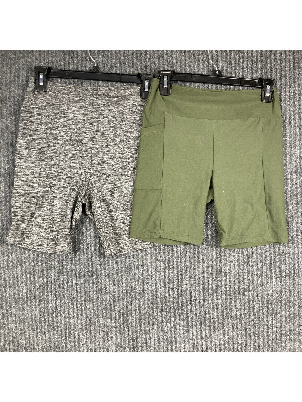 No Boundaries Womens S/M Army Green & Charcoal Biker Pocket Shorts Set of 2 EUC